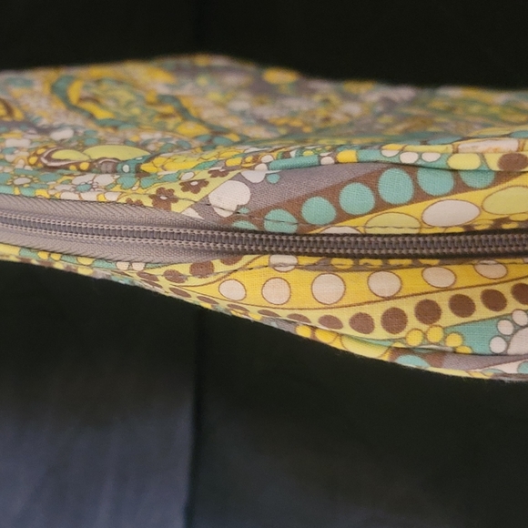 Vera Bradley travel toiletries/make up organizer bag. - Picture 6 of 8